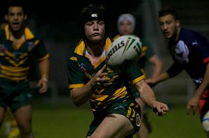 Andrew HEFFERNAN passes the footy (Photo : French RL) 