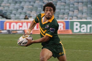 Maiple Morseu looks to pass - Australian Schoolboys v GBC YOUNG LIONS 1st Test ACTION (Photo's : ourfootymedia)