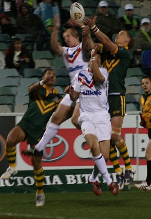 AUSTRALIAN SCHOOLBOYS v GBC U18 YOUNG LIONS 1st Test 2009 ACTION (Photo's : ourfootymedia)