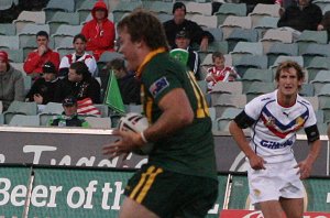 Matthew Groat on the burst - AUSTRALIAN SCHOOLBOYS v GBC U18 YOUNG LIONS 1st Test 2009 ACTION (Photo's : ourfootymedia)