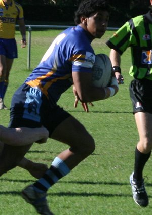 Albert Kelly makes a good break - Parramatta Eels SG Ball Vs NSW CCC U 18's (Photo : ourfooty media)
