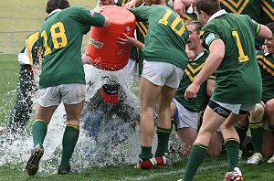 Steve Cavanagh get wet during Farrer's post Grand Final celebrations ( Photo's ourfooty media )