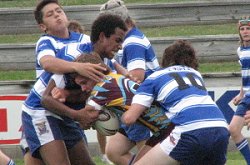 Well gang tackled - (Photo's By : Kirsty Fields - Redcliffe State High School )