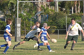 Clontarf Halfback Aidan Smith